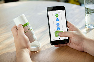 Elucid mHealth launches smart pill bottle to monitor patient adherence